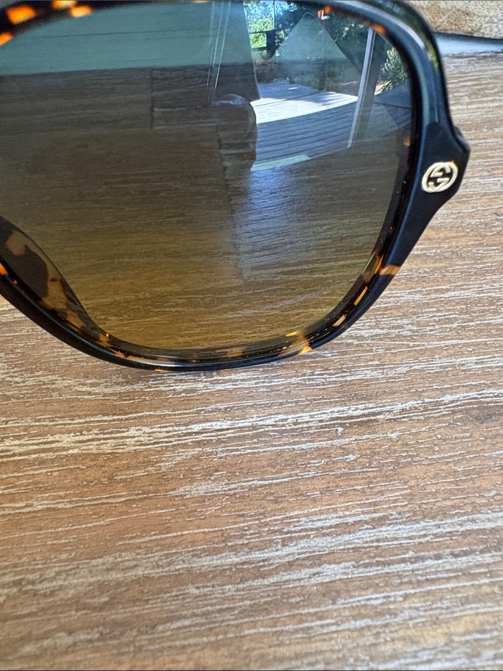 Gucci Tortoiseshell Oversized Sunglasses with Gradient Brown Lenses - Picture 6 of 6
